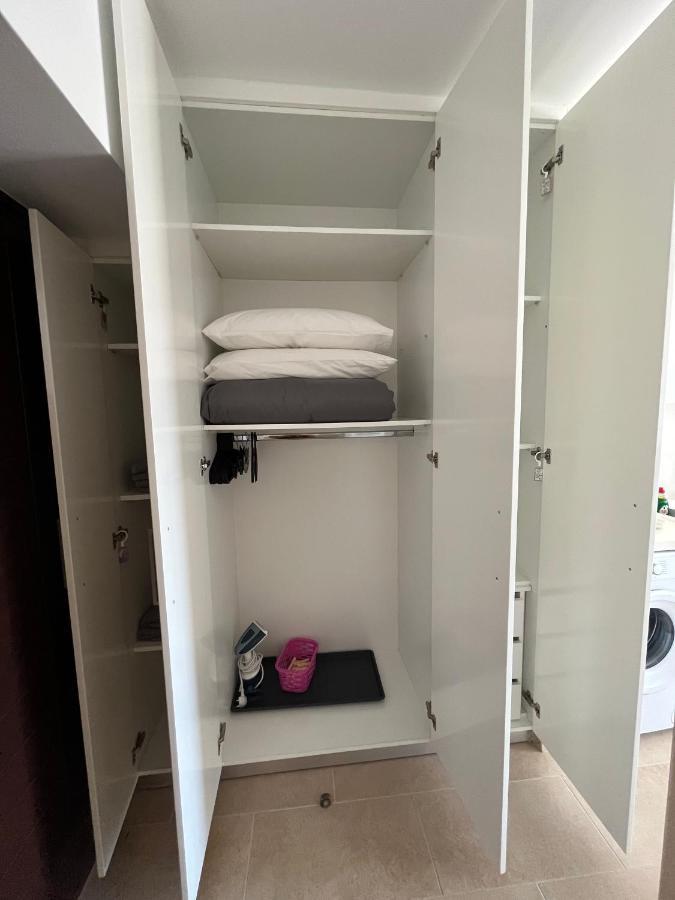 Papho'S Mare Apts 파포스 외부 사진