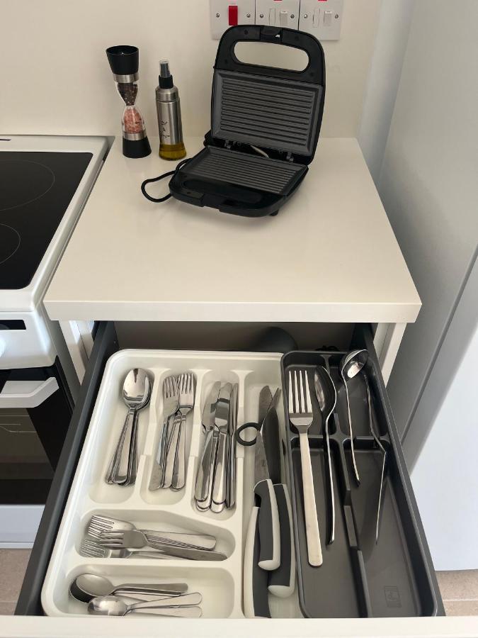 Papho'S Mare Apts 파포스 외부 사진